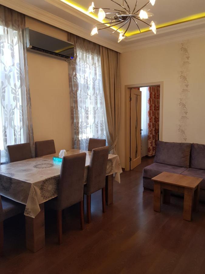 Central Baku Luxury Apartment On Nizami Street Exteriér fotografie